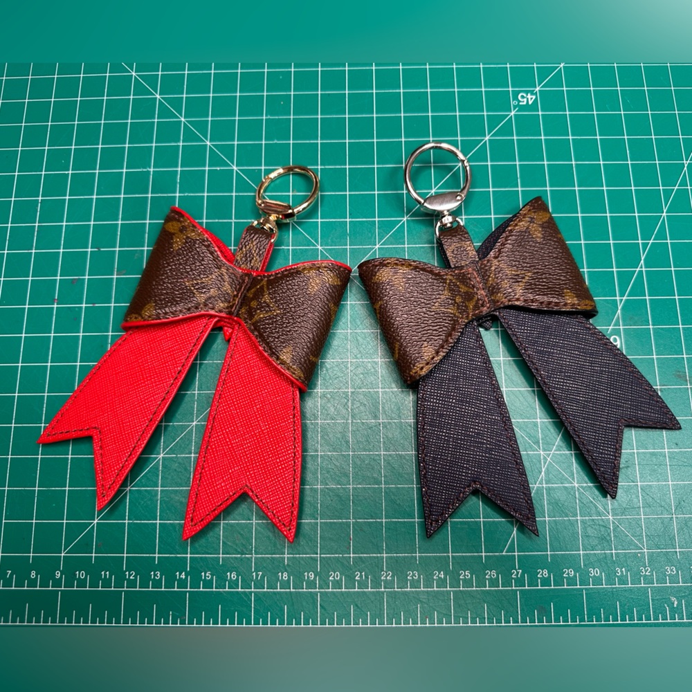 New design Leather Bow Bag Charm or Key Chain Accessory - Picture 11 of 14